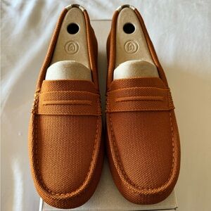 Brand New Rothy’s Drivers